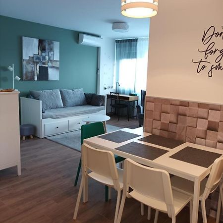 New - Frendly Luxury Apartment Franka Zagreb Bagian luar foto