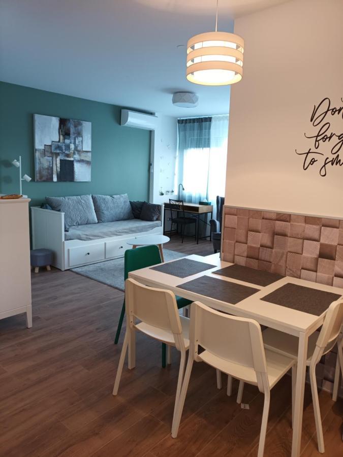 New - Frendly Luxury Apartment Franka Zagreb Bagian luar foto