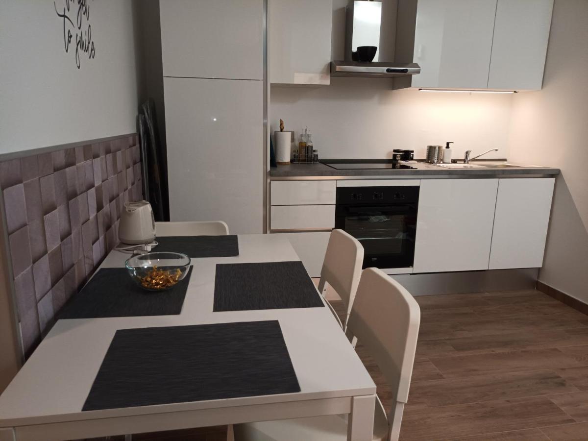 New - Frendly Luxury Apartment Franka Zagreb Bagian luar foto
