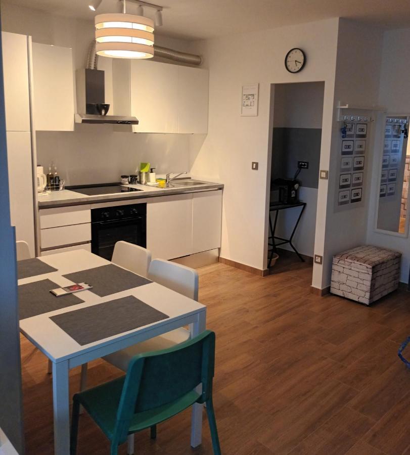 New - Frendly Luxury Apartment Franka Zagreb Bagian luar foto